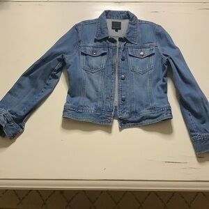 Women’s The Limited vintage jean jacket, (M)